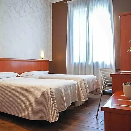 Universo Hotel
