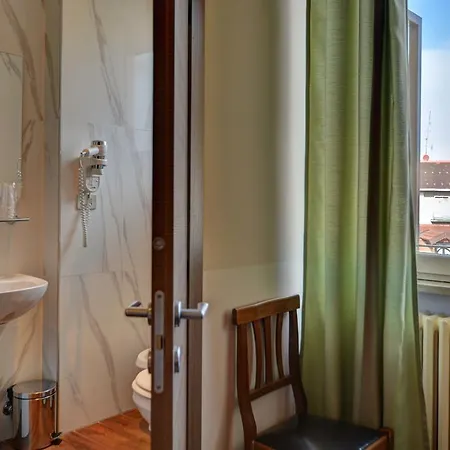 Universo Hotel 3*